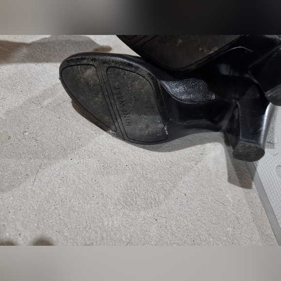 Nine west boots size 7 - Picture 2 of 3